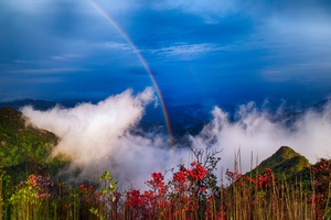 八面山云海彩虹