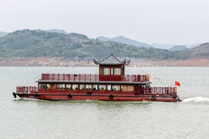 东江湖游船