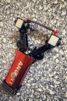 鲁滨逊怒火速射弹弓